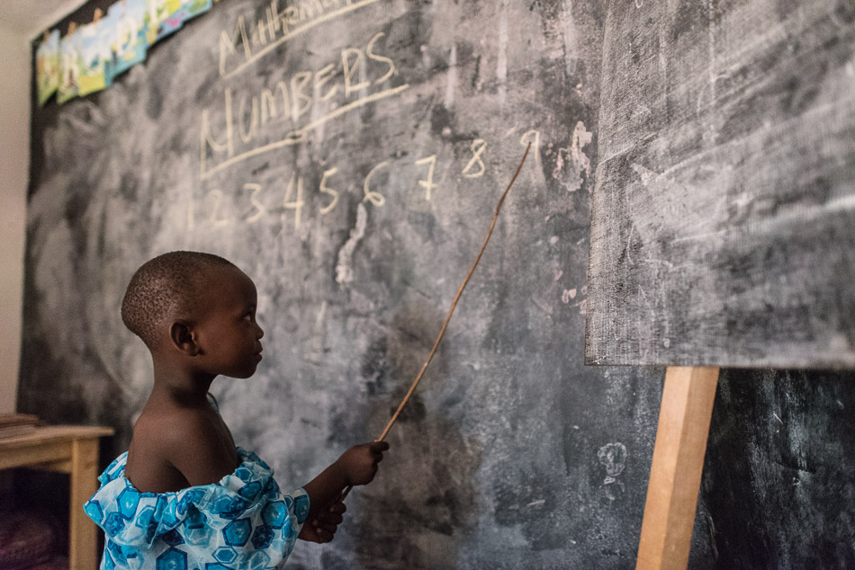 20150318_uganda-outreach-house_0146