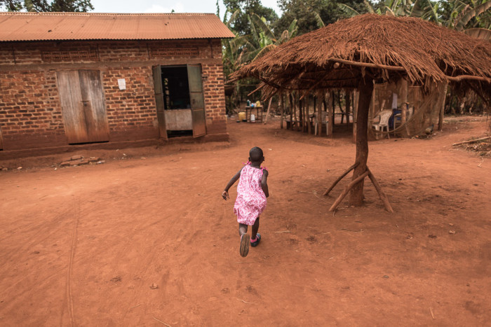 20150320_uganda-village-resettlement_0016